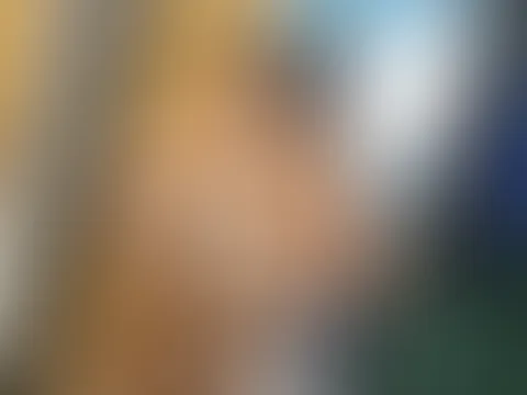So ein heißer Anblick die 2 dicken Euter und dazu diese s*****z geile p***y😈🤭💦 na willst mal rein stecken? Schreib mir gern deine versauten Gedanken und ich springe mit ein😈😏