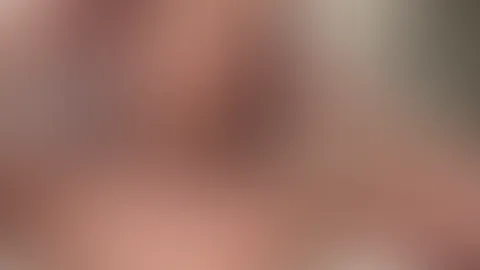 Sag mir ehrlich, ob du bei meinem nackten Körper noch klar denken kannst