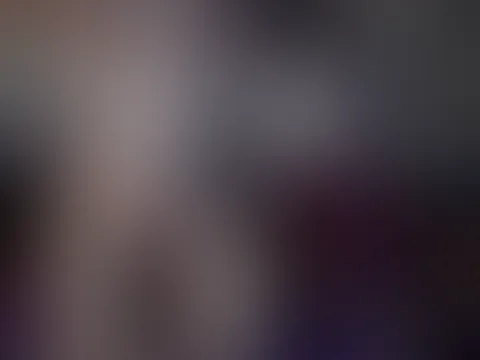 Ich liegend auf dem Bett, gefesselt, mit Halsband und Knebel . Und trotzdem besorge ich es mir mit meinem Dildo, meinem ei Vibrator selber. Nahaufnahmen garantiert . Ganze 7 min