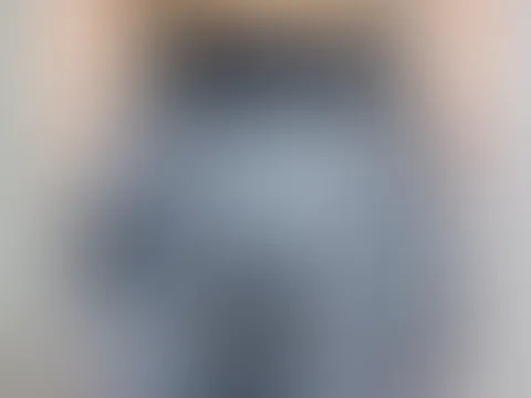 Na, reicht dir das so⊠oder willst du eigentlich mehr sehen, hm? đ