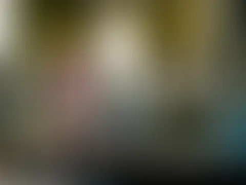 Manche Versuchungen sind einfach zu schön, um ihnen zu widerstehen. ⛪🔥 Ein verlassener Ort. Eine verbotene Atmosphäre. Und ein kleiner Blick hinter den Schleier... Die unzensierten Aufnahmen findest 