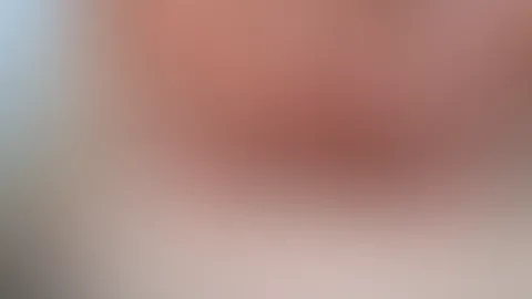 Neuen Dildo ausprobiert. Drauf gep**st, abgeritten und abgespritzt