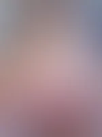Sexy pink Slip und Nylons 💦🤤etwas behaart 💥 was sagst du zum Oberteil? Bin jetzt live und erreichbar für dich ❤️😈😋