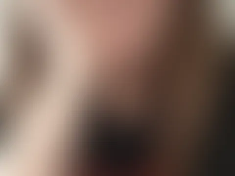 Guten Morgen 😊 Willkommen an alle neuen mutigen auf meinem Profil 🍀❤️ Ihr seid nur noch einen Schritt entfernt von meinem exklusiven Raum. Ich freu mich auf euch und unsere gemeinsame Zeit Lady J
