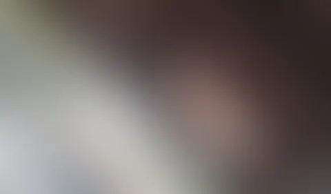 Beobachtest du mich durch den spiegel?