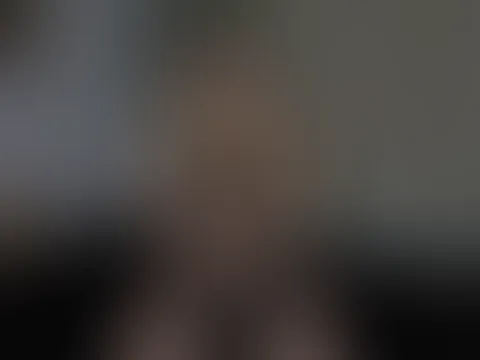 Orgasmus schnell und leise genug?? Mein Besuch sitzt nebenan!!