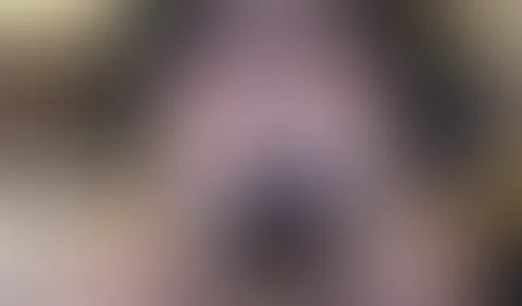 Ich bearbeite meine Brüste