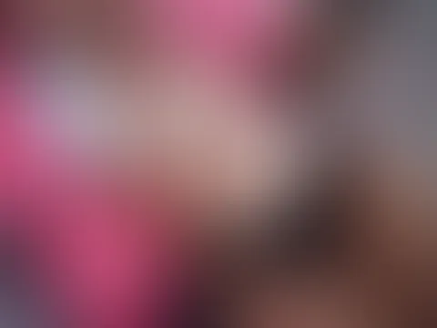 Die boobs wieder mit Bikinistripes verfügbar ;)
