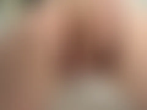 Ich habe einfach so einen fremden mit auf mein Hotelzimmer genommen😈 schau dir an was er mir für eine geile Ladung auf meinen A***h gespritzt hat🔥💦