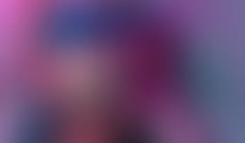 Buttplug im A***h und ziemlich geil darauf es dir zu präsentieren 😈