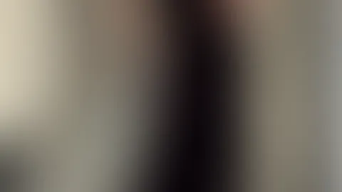 Ein kleines schwarzes Kleid, jede Menge Ärger
