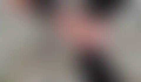 MiaXXX mein Fuß Sklave