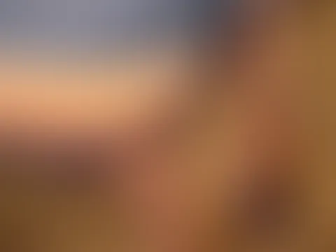Mommy teach u how to serve for her legs and ass