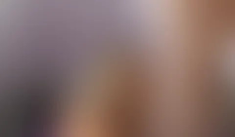 MEGA Ladung vom Schnellspritzer! Ich weiß, dass er mich schon lange f**ken wollte und er betonte immer wieder wie gerne er auch meine F***e schmecken möchte. Als er dann endlich bei mir zu Besuch war