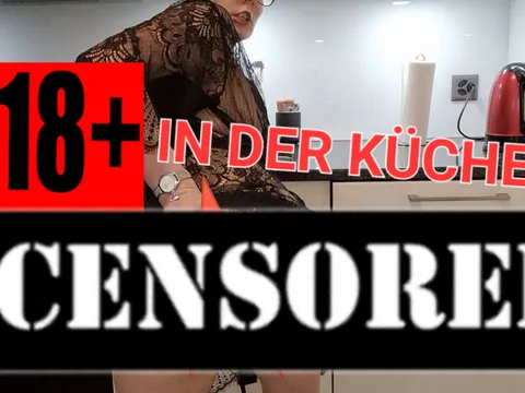 Ich besorge es mir A**L heimlich in der Küche!!