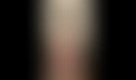 Deckstute hat geliefert! 🤠🍼 Hier ist der exklusive Teaser für meine Abonnenten. Ich zeige euch schon mal, wie gierig ich auf das S****a vom Hengst bin und wie ich es mir so richtig besorge! 👅💦 Gen