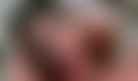 Untermieter beim w*****n erwischt und ihm gezeigt WER es besser kann...