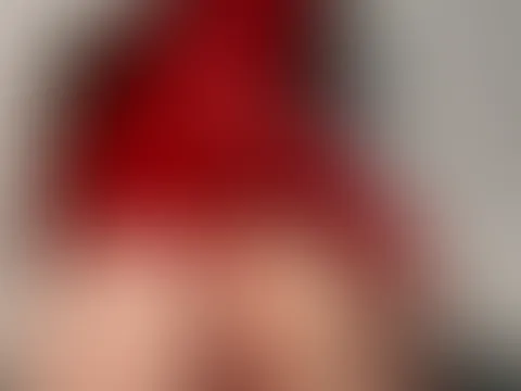 Rote Versuchung ❤️ Ich fingere mich hart und masturbiere geil vor der Kommode