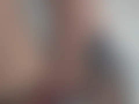 wenn ich aufwache.... berühre ich zuerst meine P***y 😻