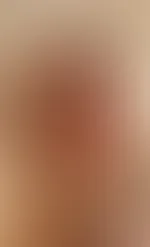 Ich sollte mal meinen Spiegel säubern 🧐 aber darüber kann man ja hin weg sehen , wenn man meine schönen langen Haare über meinem nackten Körper fallen sieht 😉🥰