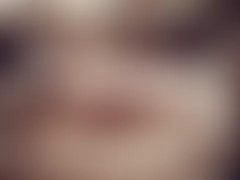 Ich wünsche euch einen perfekten Start in den neuen Monat ❤️❤️ Also hier wars schon sehr sehr schön, von der sonne geküsst und endlich mal komplett frei! Fehlt aber noch ein entscheidendes Teilchen,