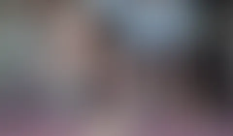 Gamergirl squirtet beim Zocken! Wenn das die Jungs wüssten!