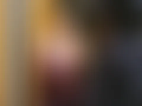 Naughty Honey macht sich um 1 Uhr nachts noch bereit für nen outdoor, Auto F**k bei - 3 Grad weil sie so horny ist. Anstatt brav zu schlafen weil sie eigentlich um 6 wieder aufstehen muss😈 würdest du