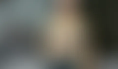 Kauf das... Stell dir vor, es wäre dein S*****z gewesen, der mich so zum Orgasmus gebracht hat und mich wie eine dreckige S******e a********n ließ. Willst du es noch dreckiger? Dann nimm es jetzt...