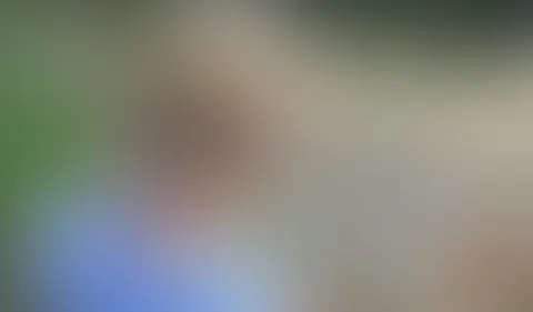 Ein Bett im Kornfeld - Bauers Tochter durchgef**kt und angespritzt!