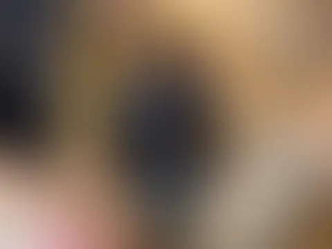 Heute bin ich wieder ein kleines Problem für deine Konzentration 😈😁