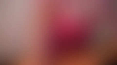 Netzstrümpfe und oben ohne