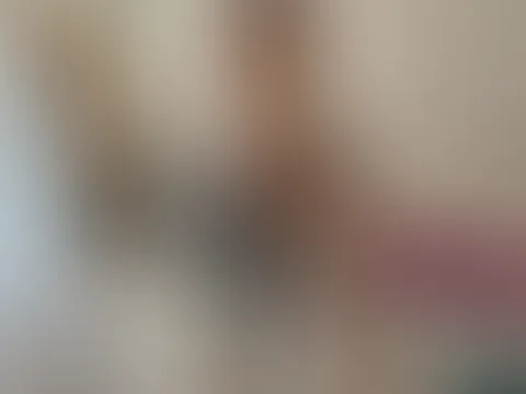 😈