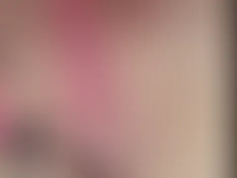 Ein heißes Video von meinem Urlaub 😈 ...schon am Pool hatte ich eine ganz feuchte P***y 🤭 es fiel mir wirklich schwer, meine F****r nicht im Bikinihöschen verschwinden zu lassen 🥵 kaum im Hotelzimm