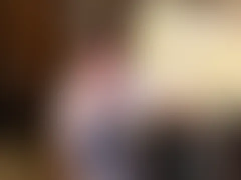 In den tiefen Grotten bei bei Saalfeld ......War ein wunderschönes Erlebnis in so eine feuchte Grotte "einzusteigen".  Wer da wieder wohl auf versaute Gedankenspiele kommt? 😇💋🥰😁😍
