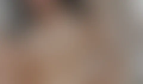 Hey Boy, heute war ich mal planschen und habe einen großen Schatz bei meinem Tauchgang entdeckt🍆😋💦😘Große Schätze sind immer willkommen in meiner feuchten Höhle🥰🥰🥰Aber war diesmal die Höhle zu e