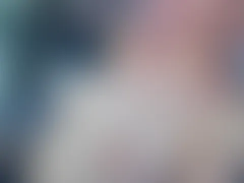 haha, mein Nachbar war draußen, während ich draußen saß. Würdest du mich heimlich beobachten? 👀