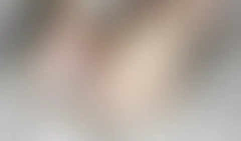 Riesendildo für meine kleine, enge P***y 🥵