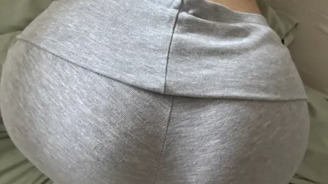 In my leggings🍑