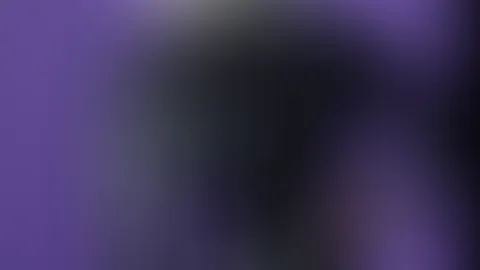 😈