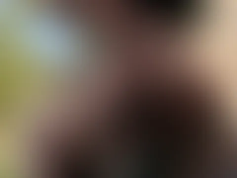 Geilen Start in den Tag hatte ich 🤤🥰😋 erstmal bin ich Klatsch nass aufgewacht 🥰🤤 danke dafür Babe 🤤🥰 jetzt geht's zum Training und dann in die Stadt einkaufen 😋🤤 was steckt den geiles da zwi