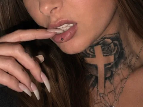 Kleine enge nasse M****i 💦💦🤤