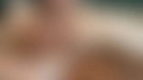Kommst du zwischen meine Beine?😏