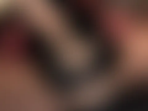 Guten Morgen 🖤 Ich liebe Leder 💋 Abonniert mich fur mehr heißen Content 🔥