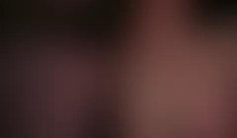 Wie gefallen dir die Titten von meiner besten Freundin und mir und wie wie sie geil shaken?🍒🍒🍒