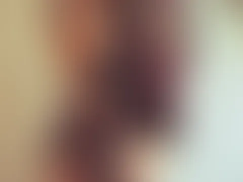 Hoppla, das Duschhandtuch rutscht immer wieder weg 🤭😉 was würde zwischen uns passieren🤭🔥