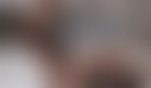 Geil f**ken im Minikleid đ€€đ€€