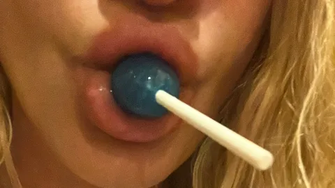 Fancy watching me eat a lollipop? 🍭