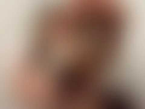 Hi guys! I’m new here and so excited to finally meet you. Look at my face, but don't forget to check my soft soles . I'm very open-minded and ready to explore your deepest fetishes. DM me to say hi😋