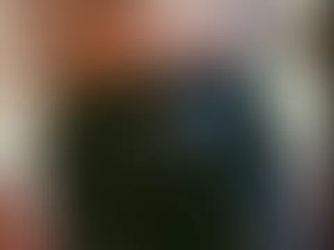 😈