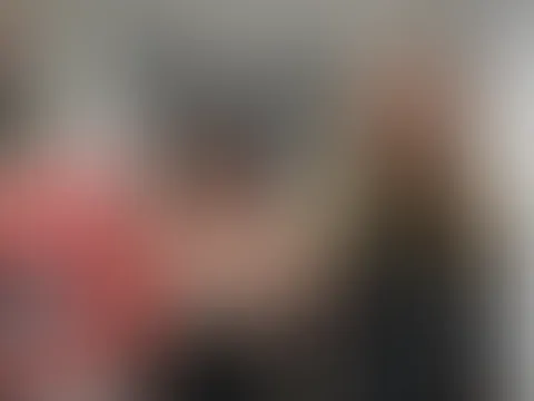 Zwei volle B****n für Charly! Jetzt muss er alles schlucken!